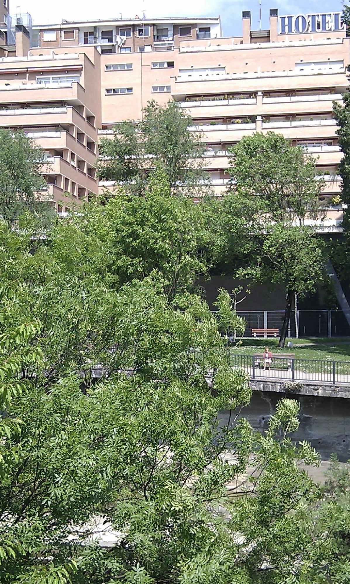 Hotel Armine Basauri Kültér fotó